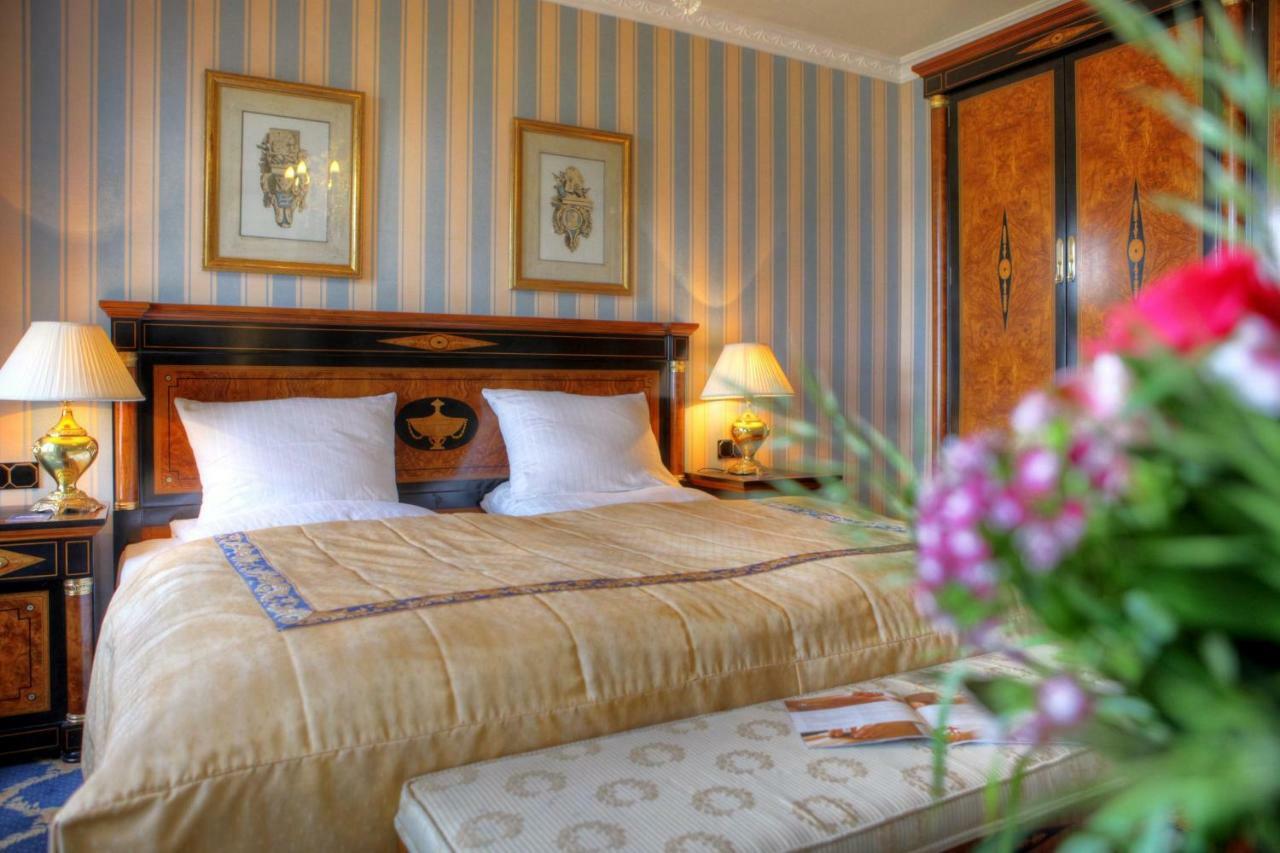 Seetelhotel Ahlbecker Hof Heringsdorf  Eksteriør billede A bedroom at the hotel